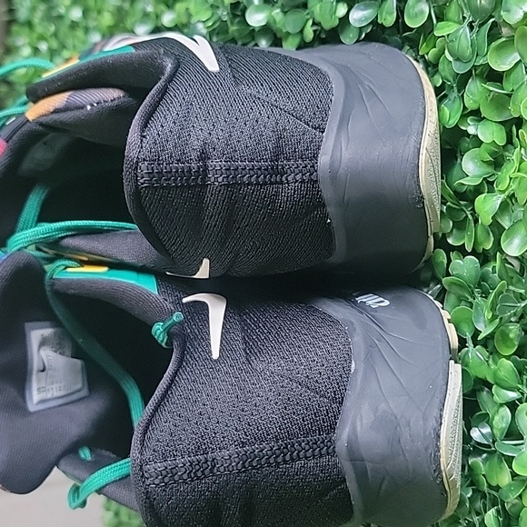 Nike Multicolor Patterned Sneakers - Picture 4 of 8